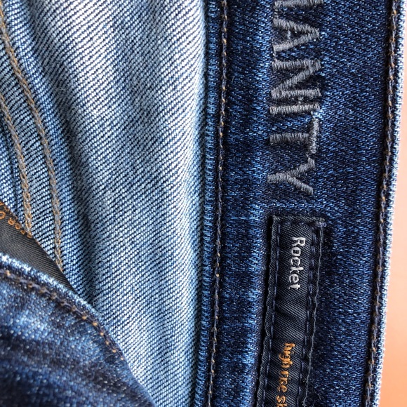 CITIZENS OF HUMANITY BUNDLE!!! - Picture 3 of 8